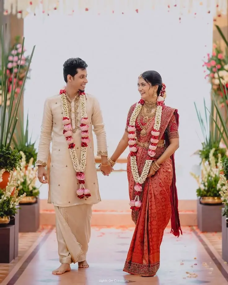 wedding photoshoot poses for couples