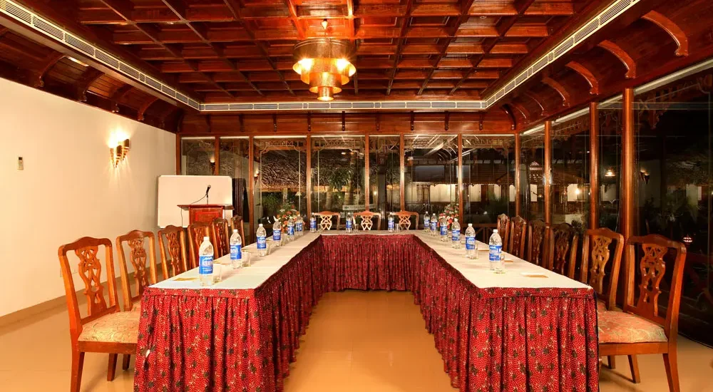 cocobay-resort-in-kumarakom-indoorwedding