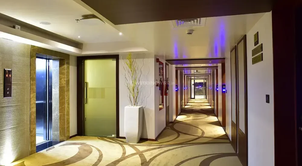 Apollo Dimora, Thampanoor