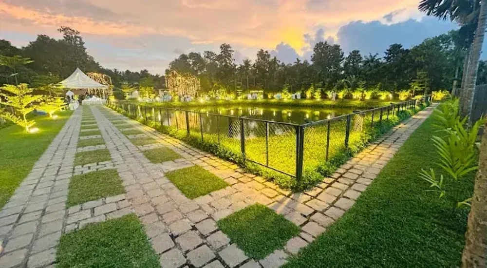 Stay Samara in Villoonni, Kottayam outdoor for wedding