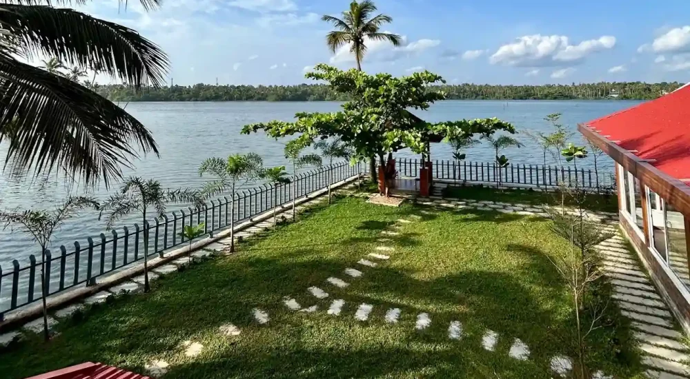 Villa Laguna in Mayyanad, Kollam outdoor for wedding