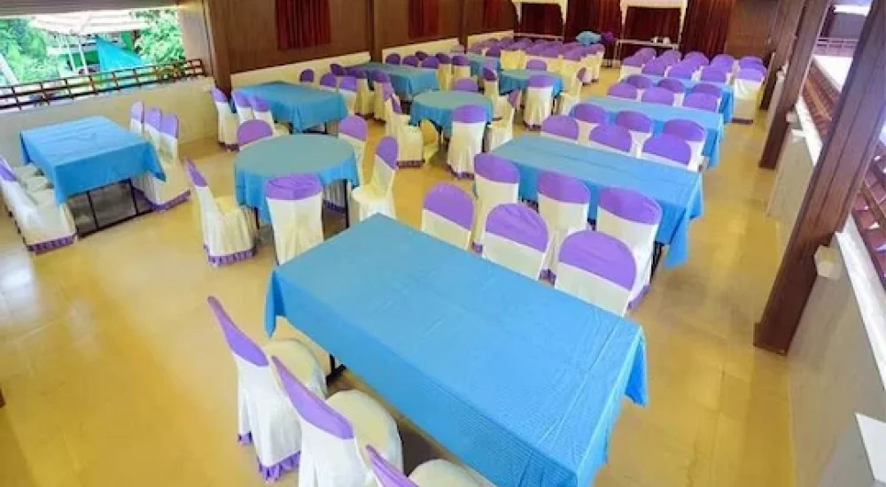 Mare Blu Resort In Vypin, Kochi indoor for wedding
