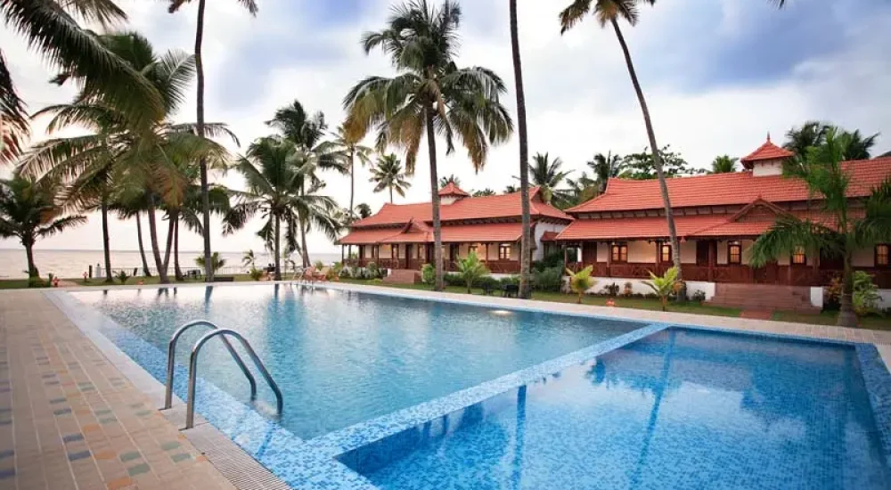 cocobay-resort-in-kumarakom-outdoorwedding