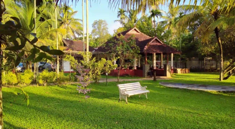 Palm Grove Lake Resort outdoor for wedding