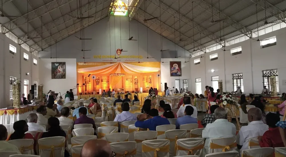 Georgian Lake View Convention Centre in Aryakara, Muhamma indoor for wedding