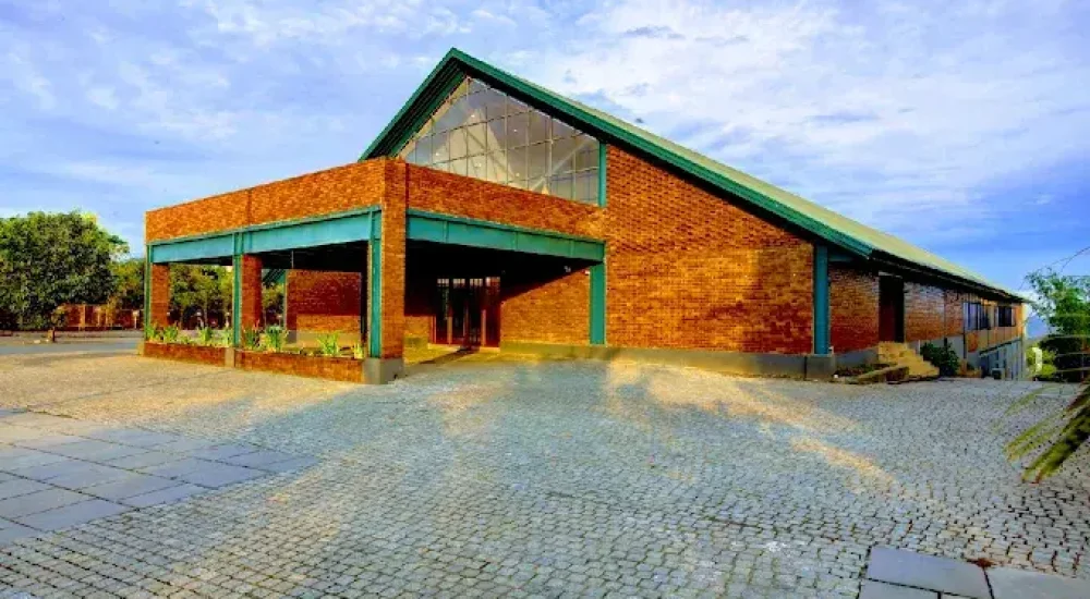 Babil Greens Convention CentreBabil Greens Convention Cenb