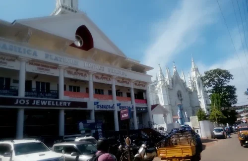 Basilica Platinum Jubilee Hall Thrissur for weddding
