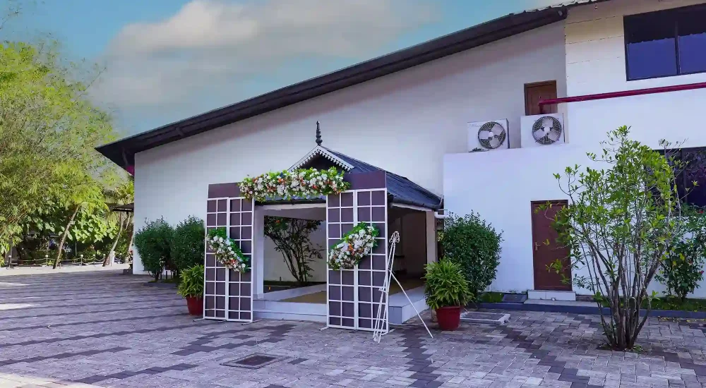 Contour Backwaters Hotel Resort in Changanassery, Kottayam For Wedding