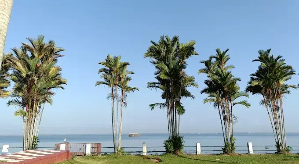 Doves Goldfieldd Lake Resort in Kumarakom For Wedding