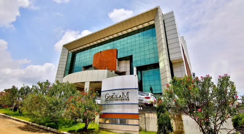 Gokulam Park Hotel And Convention Centre for wedding