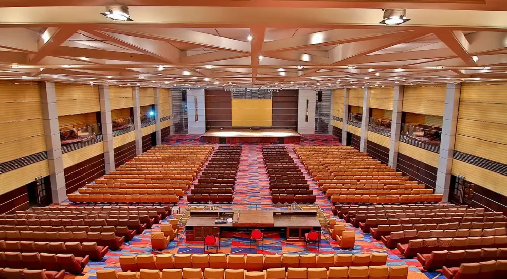 Gokulam Park Hotel And Convention Centre for wedding