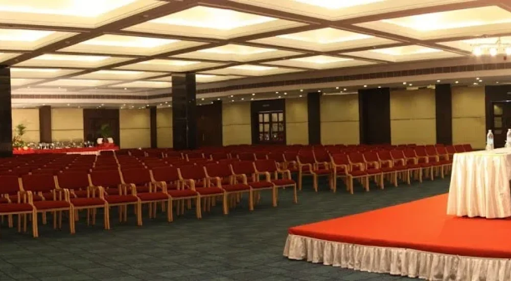 Gokulam Park Hotel And Convention Centre for wedding