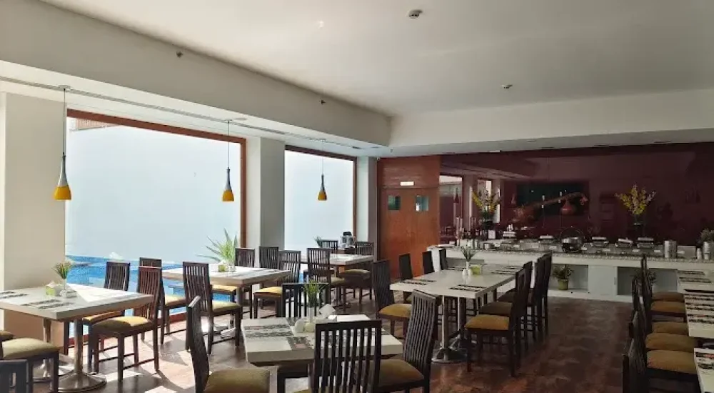 Hotel Devaragam in East Nada, Guruvayur, Thrissur for weddingHotel Devaragam in East Nada, Guruvayur, Thrissur for wedding