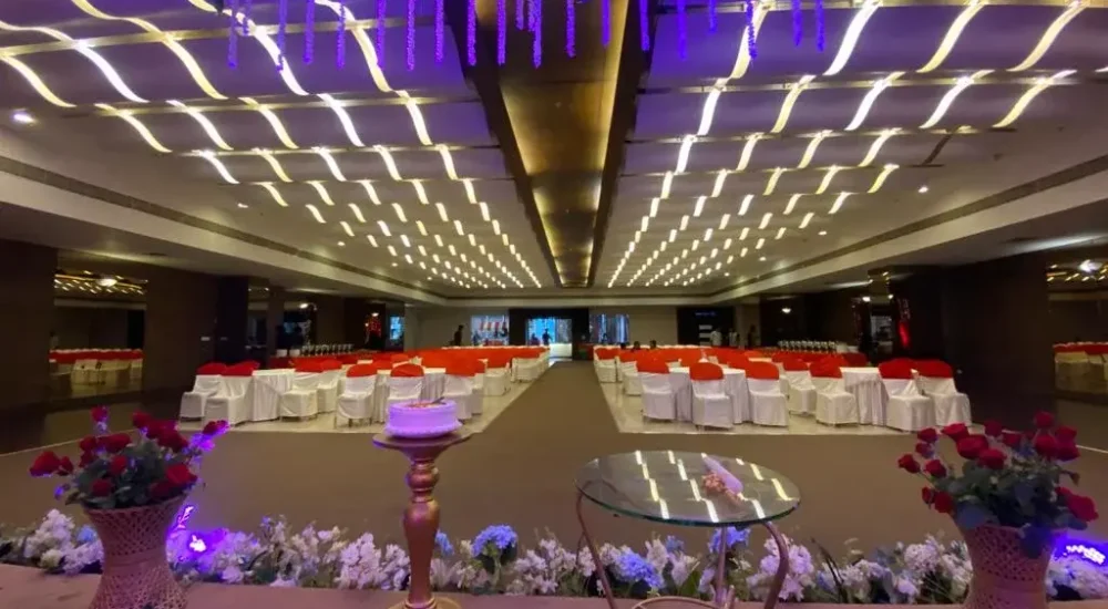 Imperial Insignia in Padma Junction, Kacheripady, Kochi For Wedding