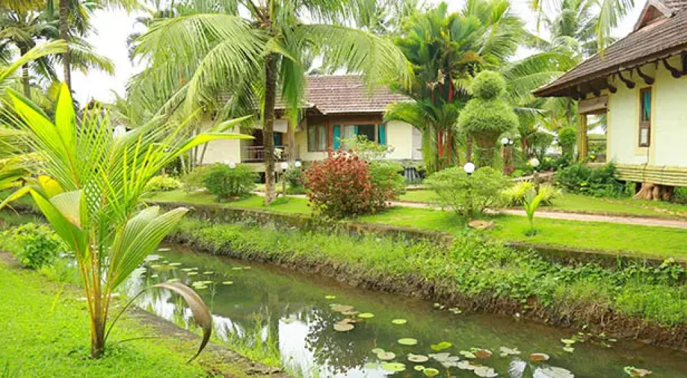 Kalathil Lake Resort in Kumarakom for destination wedding