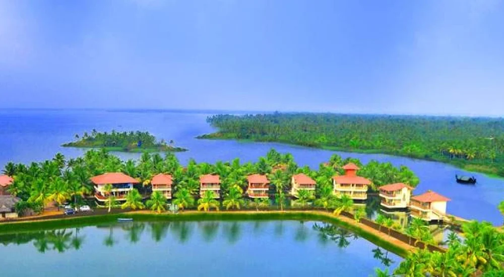 Kalathil Lake Resort in Kumarakom for destination wedding