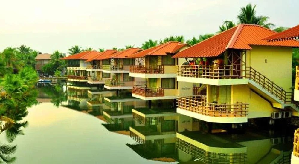 Kalathil Lake Resort in Kumarakom for destination wedding
