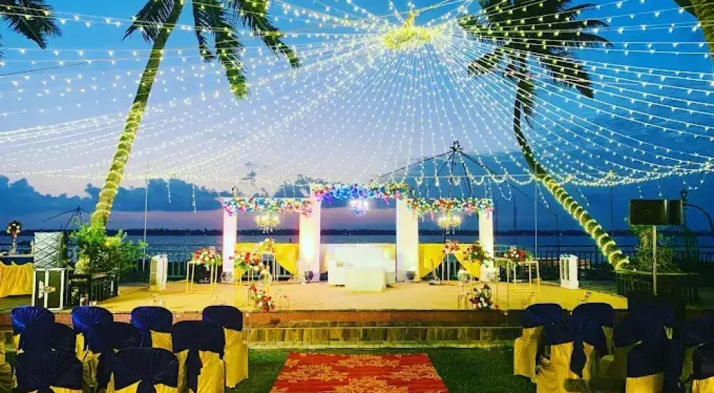 Kallanchery Retreat in Kumbalangi, Kochi for wedding