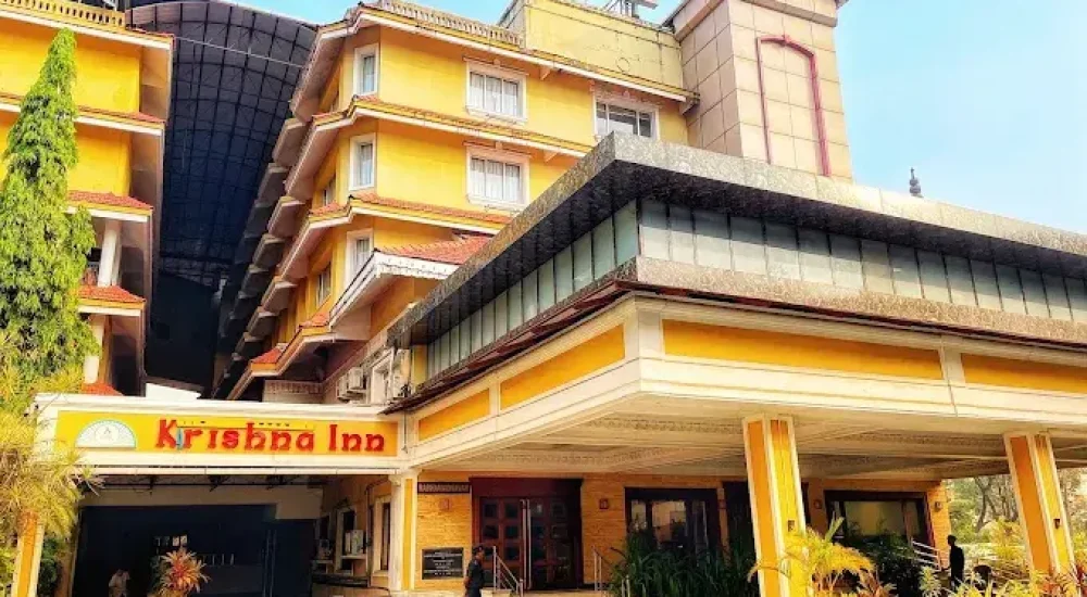 Krishana inn guruvayur, Thrissur outdoor for hindhu WeddingKrishana inn guruvayur, Thrissur outdoor for hindhu Wedding