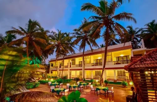 Destination wedding veneus Lake and Beach Ayurvedic Resort in Kumarakam For Wedding