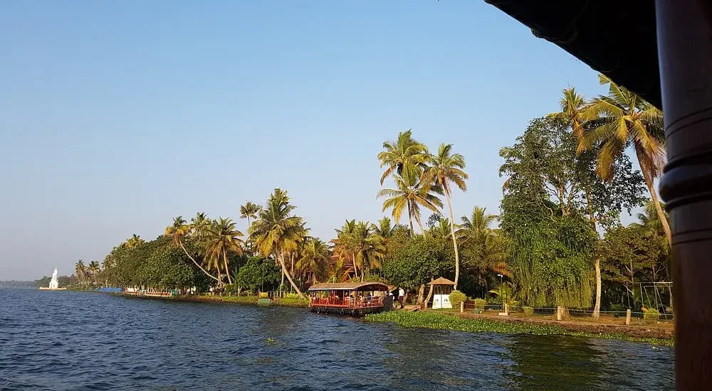 Lakesong Resort Kumarakom Kottayam for wedding