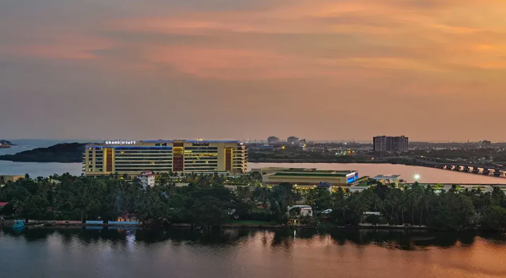 Lulu Bolgatty International Convention Center in Kochi, Ernakulam for wedding