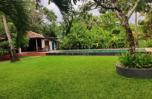 OGs Tharavadu in Panangad, Ernakulam outdoor for wedding