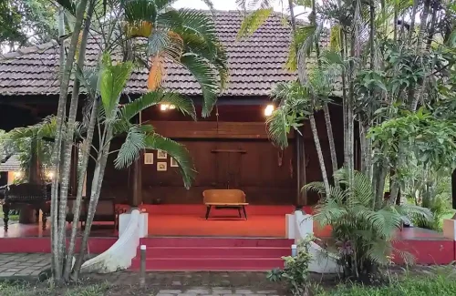 OGs Tharavadu in Panangad, Ernakulam outdoor for wedding