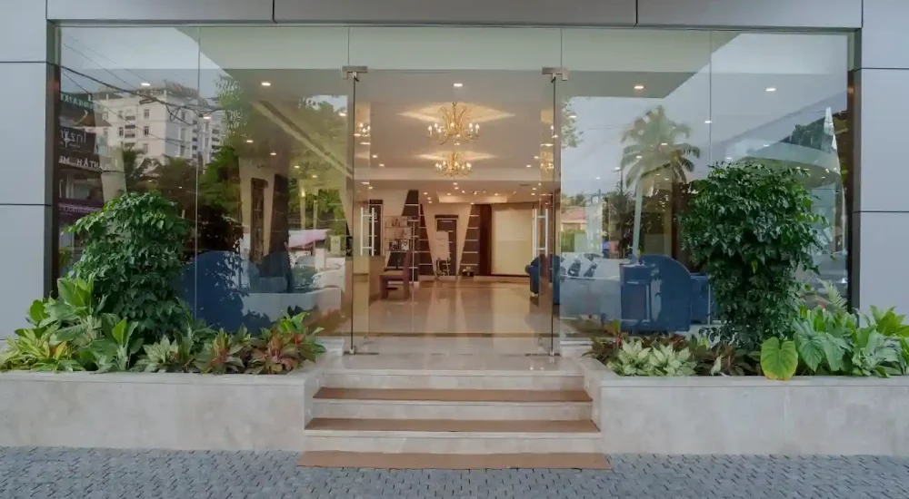 Park Central in Kaloor, Kochi, Ernajhg