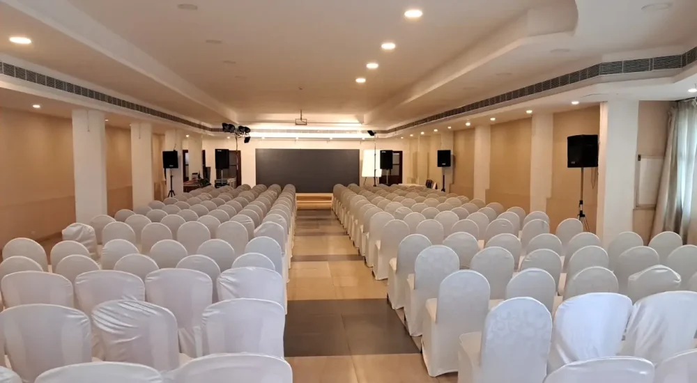 Hotel Highway Garden in Edappally, Kochi, Ernakulam for wedding
