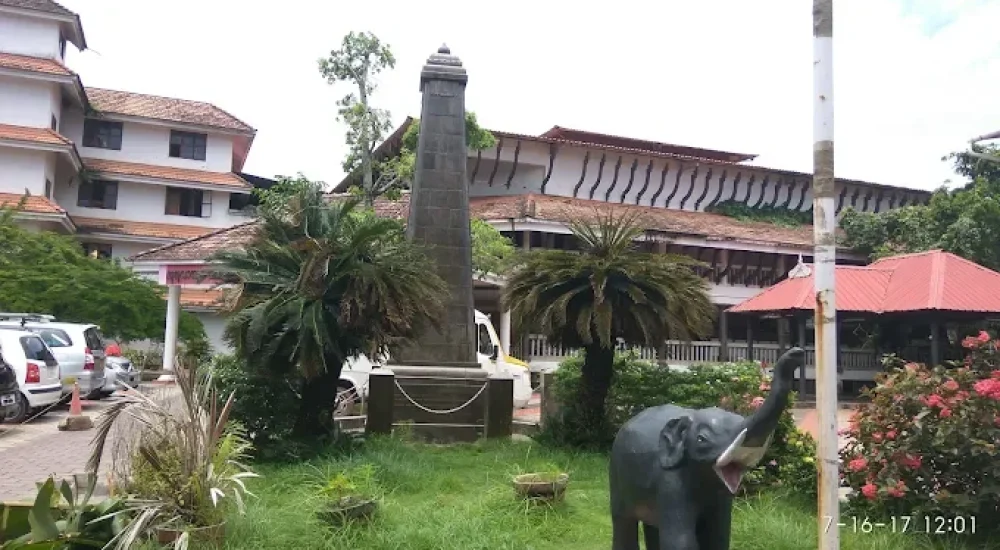 Poonthanam Auditorium in Guruvayur, Thrissur For Wedding