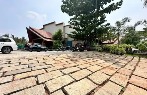 Prince Castle Conve09