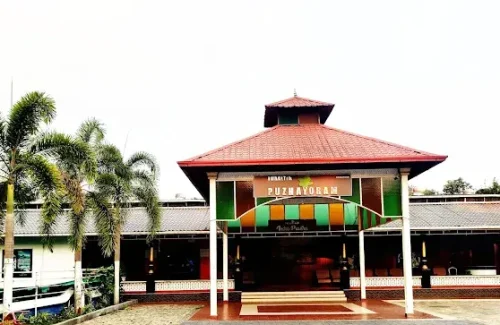 Puzhayoram International Convention Centre Thrissur for outdoor wedding