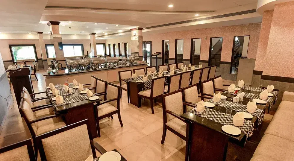 renai blue waters cherai for wedding