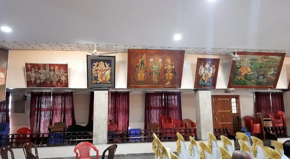 Sree Parvathy Mandapam AC Hall Auditorium in Chandranagar Colony, Palakkad for wedding