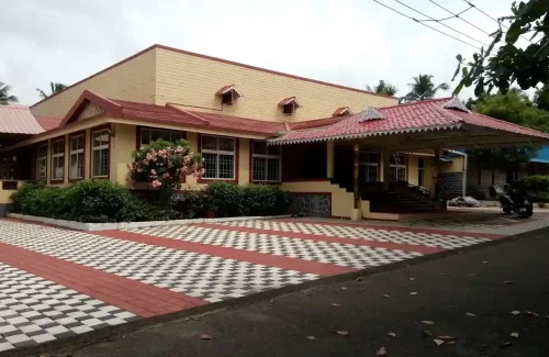 Sree Parvathy Mandapam AC Hall Auditorium in Chandranagar Colony, Palakkad for wedding