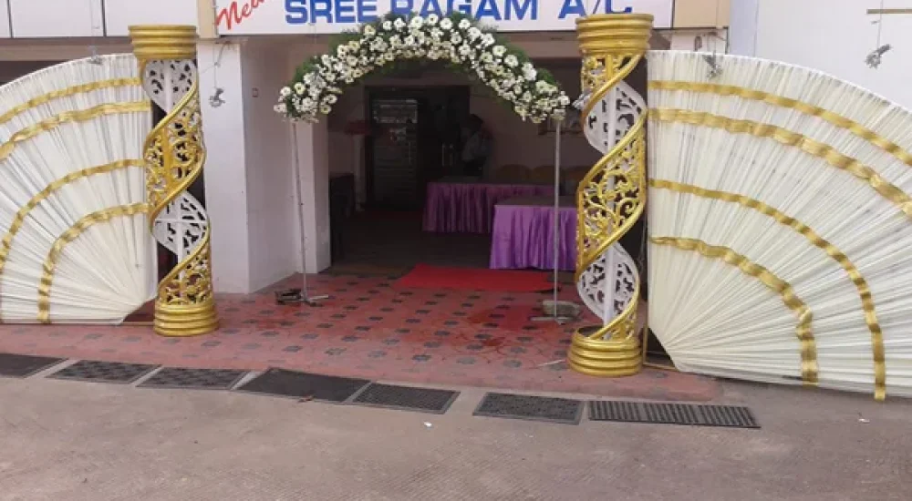Sreeragam Auditorium outdoor, Thiruvananthapuram for weddong