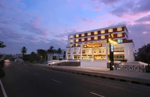 Tribute Royale in Shankar Nagar, Maradu, Kochi outdoor for wedding