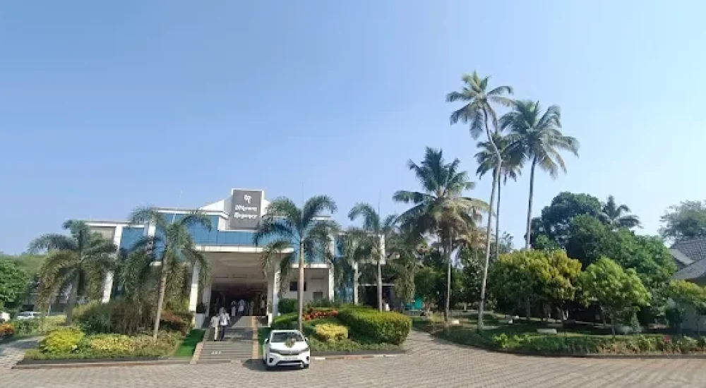 Uthram Regency Convention in Thodupuzha, Idukki For Wedding