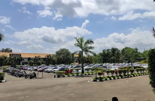 Adlux International Convention Center in Karukutty, Kochi for wedding