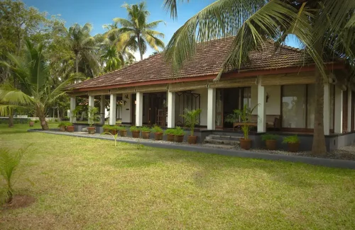 Baymaas Lakehouse Open Lawn in Cheppanam, Ernakulam, Kochi for wedding