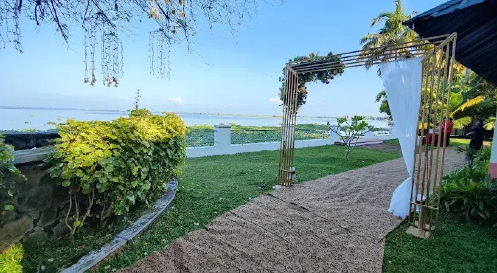 Canoe Ville Punnamada, Kottankulangara, Alappuzha For Wedding