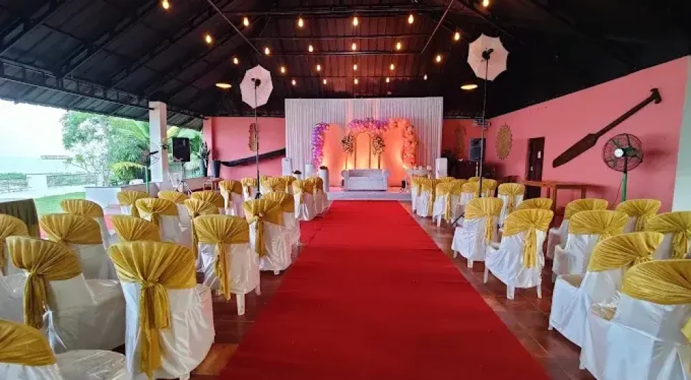 Canoe Ville Punnamada, Kottankulangara, Alappuzha For Wedding