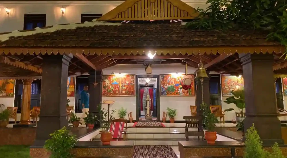 CHITHRAPURI Heritage Hotel in Alathur, Palakad for traditional Wedding