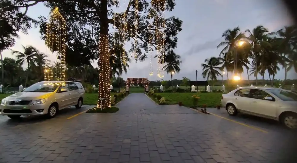 CHITHRAPURI Heritage Hotel in Alathur, Palakad for traditional Wedding