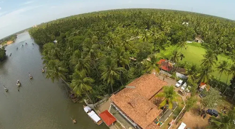 Chaandhni Lake View Resort Alappuzha For Wedding