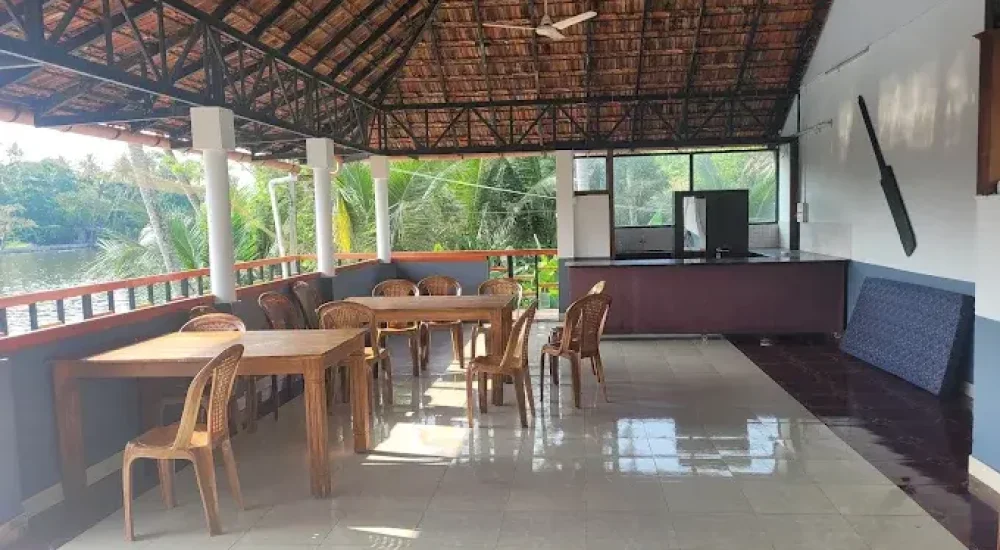 Chaandhni Lake View Resort Alappuzha For Wedding