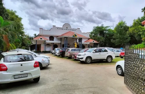 Chandragiri Auditorium in Madathumpadi, Kalpetta, Wayanad for wedding