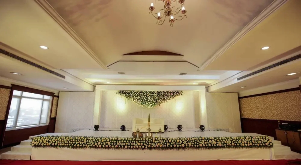 Dass Continental in Sakthan Nagar, Thrissur for wedding