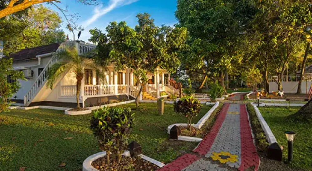 Warmth Lake Haven in Chempumpuram, Alappuzha outdoor for wedding